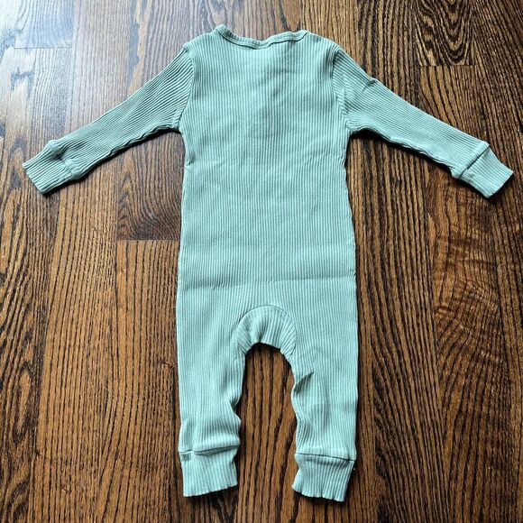 Ribbed Rompers (2T 90cm) - Picture 4 of 4